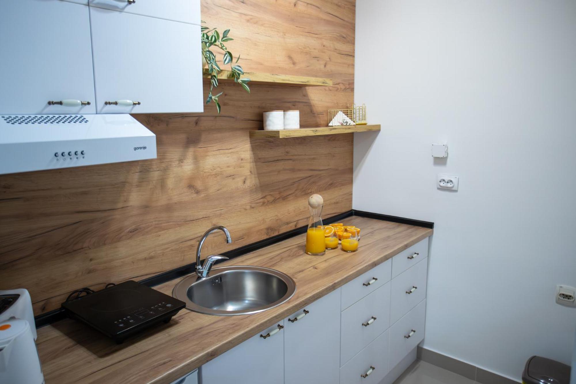 Apartman Elle ซอมโบร์ ภายนอก รูปภาพ