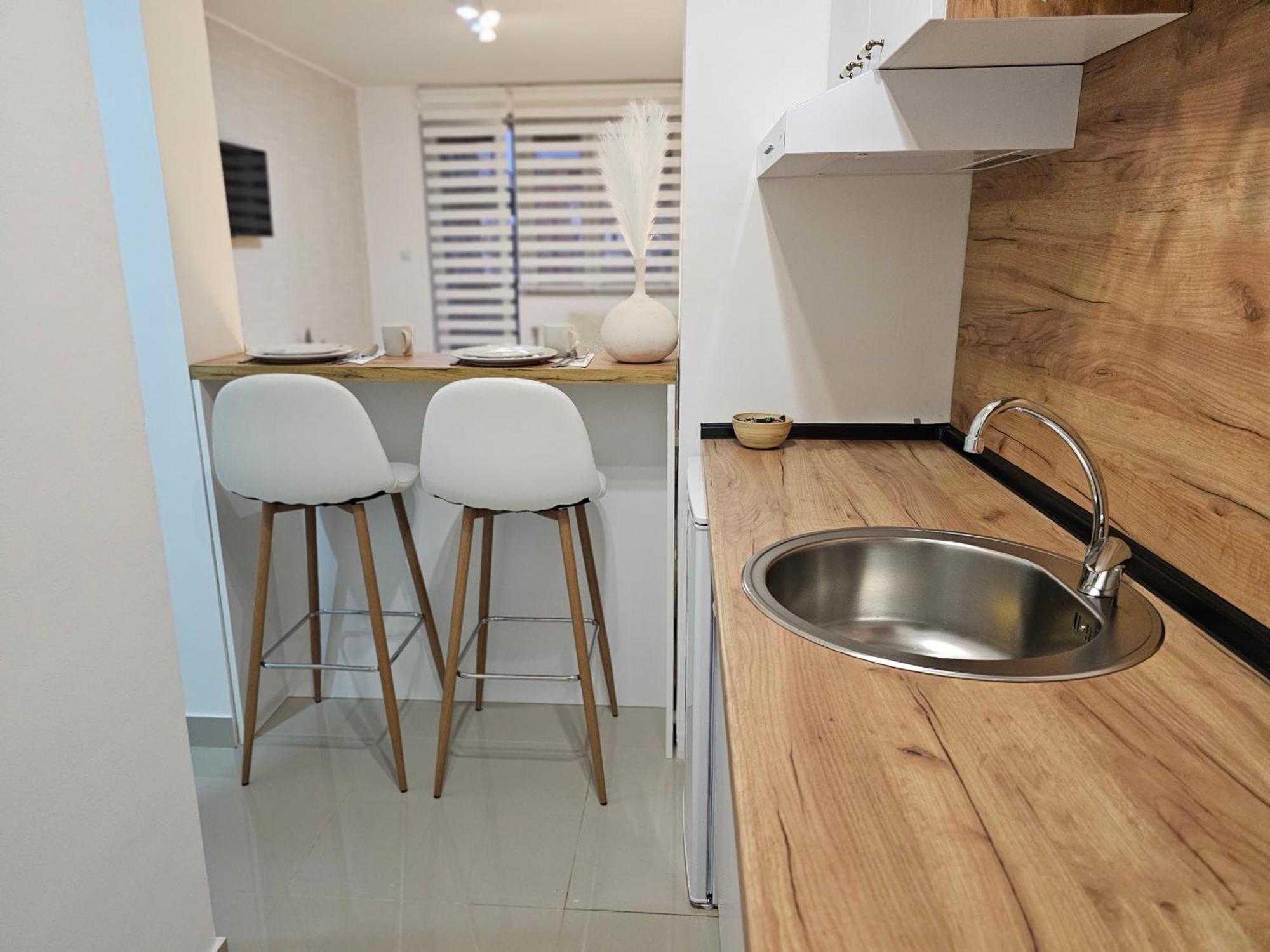 Apartman Elle ซอมโบร์ ภายนอก รูปภาพ